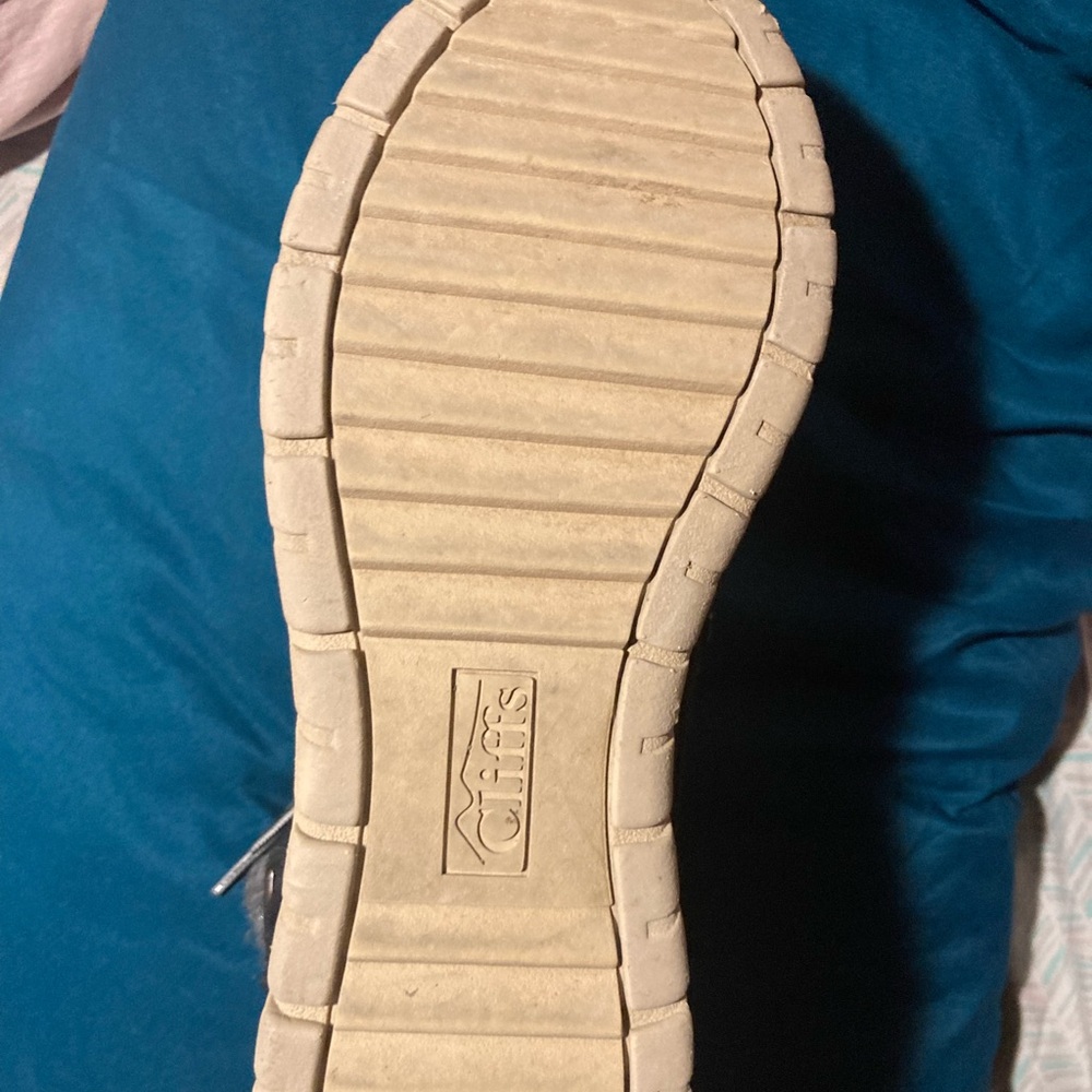 WOMEN'S CLIFFS BY WHITE MOUNTAIN HEARTY BOOTIES. Good Condition Lightly worn.